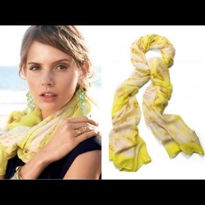 Stella and Dot Palm Springs scarf in Citrine